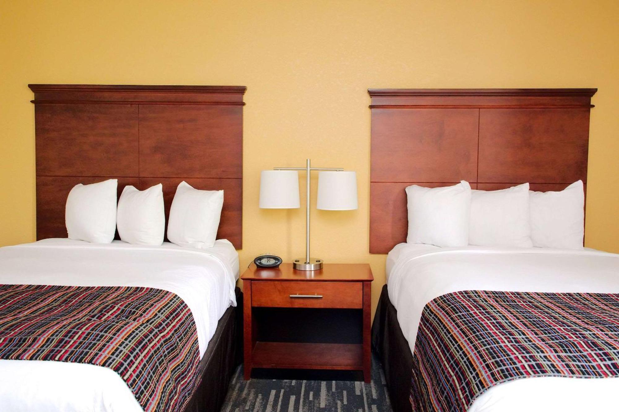 Alpharetta Inn Bagian luar foto